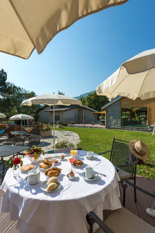 Hotel & Spa Les Bartavelles Crots Exterior foto