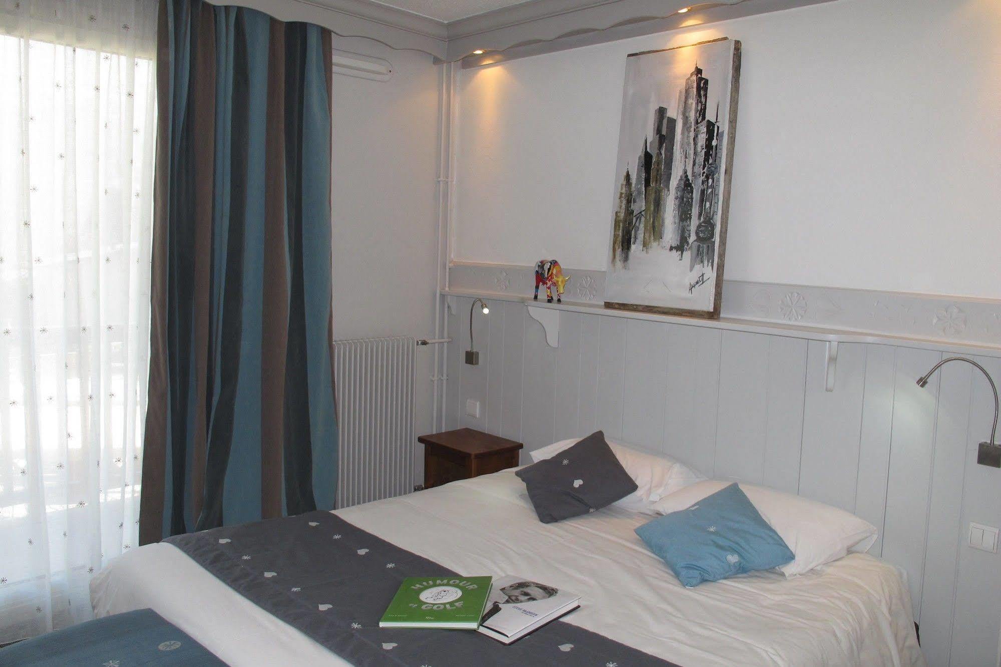 Hotel & Spa Les Bartavelles Crots Exterior foto